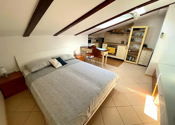 Great Terrace Facing Sea ! Διαμέρισμα *