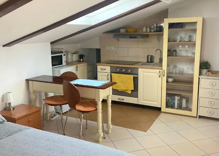 Great Terrace Facing Sea ! Διαμέρισμα